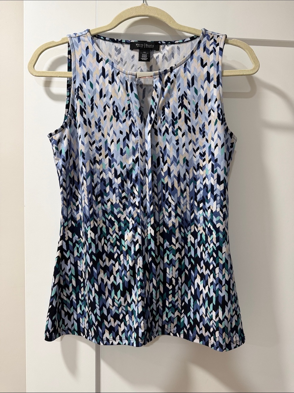 White House Black Market Sleeveless Chevron Print Tank - Navy, Blue, White, Teal